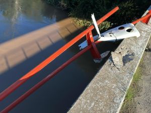 Autopista Rosario–Santa Fe: Un camión cayó al río Carcarañá