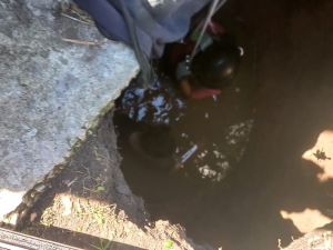 Rescataron a un hombre que cayó a un pozo en zona sur