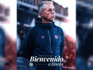 Gustavo Álvarez es el nuevo DT de San Lorenzo: asumió y debuta ante Deportivo Riestra