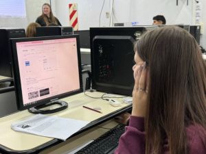 Extienden hasta el 24 de marzo la preinscripción para la secundaria virtual en Santa Fe