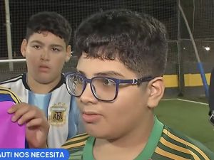 Lanzan una campaña solidaria para que un niño con autismo pueda acceder a un tratamiento en Córdoba