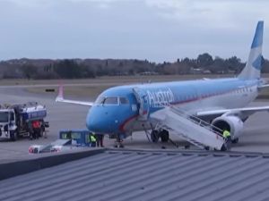 Fallo inédito: una nena viajará al exterior sin autorización del padre