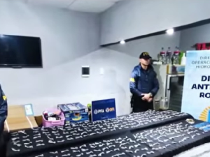 Golpe al narcotráfico: incautaron más de 13mil dosis de cocaína en 3 viviendas en Rosario