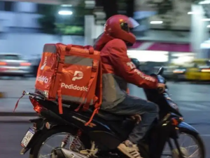 El municipio hará un censo para mejorar las condiciones laborales de repartidores de apps