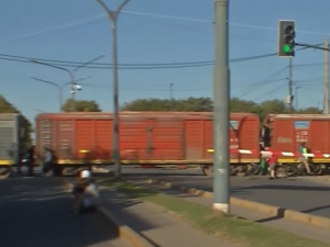 Un tren descarriló en zona oeste y cortó el tránsito durante más de seis horas