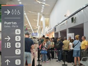 El Aeropuerto de Rosario refuerza su conectividad con vuelos semanales a destinos invernales