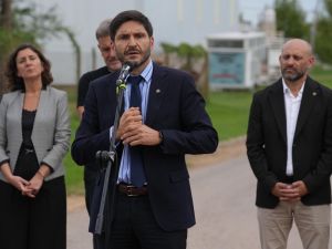 Pullaro pone freno al entusiasmo por la cesión de la A012