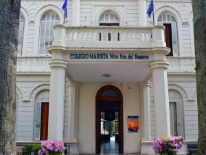 Encontraron una nota con una bala en el Colegio Marista