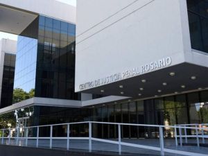 Dictan prisión preventiva para un técnico de celulares por borrar chats de una causa judicial