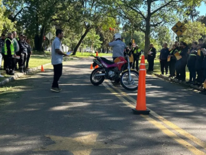 Nuevo examen para motos en Rosario incluye el desafío del circuito en forma de "8"