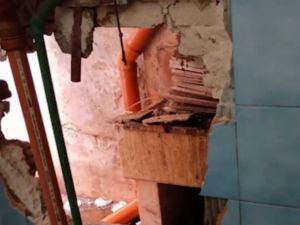 Intento de robo en una joyería: delincuentes hicieron un boquete y escaparon