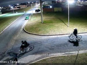 Detuvieron a cinco jóvenes por atacar a un adolescente de 14 años y robarle la bicicleta