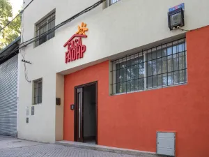Lanzan una colecta solidaria para asistir a familias en tratamiento oncológico