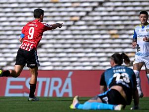 Central pagó caro sus errores desde el arranque y quedó eliminado de la Copa Argentina