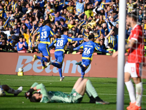 Fiesta en Arroyito: Rosario Central ganó y ya está en cuartos de final de los playoffs