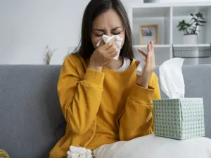 Alerta por un fuerte brote de gripe H3N2: las consultas en las guardias se duplicaron