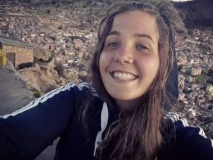 Histórico fallo en Córdoba: la Justicia vinculó la Sputnik V con la muerte de una joven