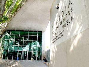 Un niño se tragó el capuchón de una birome y terminó en el hospital: cómo evitar accidentes domésticos