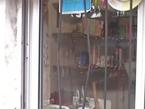 Robo en un almacén, entraron por la reja