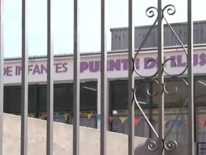 Un nene de 5 años encontró un arma frente a un jardín de infantes