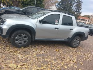 Lince identificó una camioneta asociada a diversos escruches y la PDI logró detener a dos sospechosos