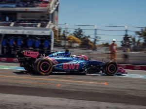 Colapinto arrancó firme en Barcelona y se metió en el top 10