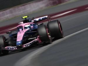 Colapinto finalizó en la decimocuarta posición en el GP de Australia de Fórmula 1, mientras que Russell se llevó la victoria