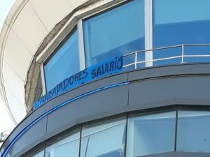 Controladores aéreos anuncian posibles huelgas durante las fiestas