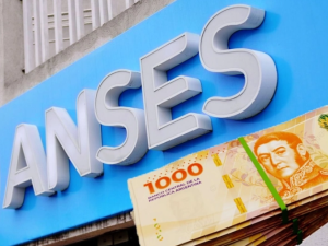 Avanza en el Congreso el proyecto que congela el monto de AUH y asignaciones familiares