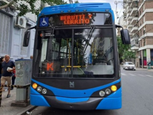 La línea K no circula hasta las 13 por trabajos en la calle San Juan