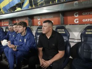 Central define variantes de cara al partido ante Gimnasia: Almirón prueba tres cambios clave