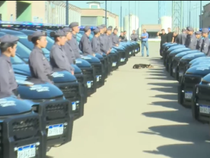 El Gobierno entregó 50 nuevos patrulleros al Servicio Penitenciario de Piñero