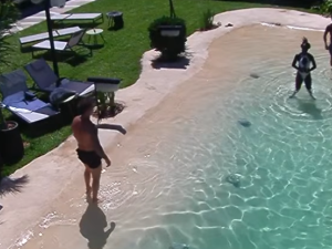 Gran Hermano: Martín, en modo profe, lideró un entrenamiento bajo el calor del mediodía