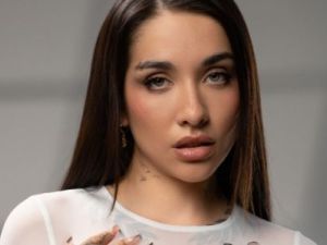 María Becerra sorprendió a sus fans con un radical cambio de look: se despidió de su pelo largo