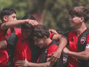 Video: goles y definición por penales de los juveniles de Newell's en la Messi Cup