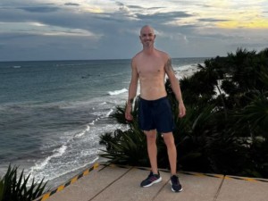 Un peluquero de Fray Luis Beltrán que iba a ser papá fue asesinado en México, su familia pide ayuda para repatriar el cuerpo