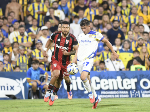 Rosario Central y River empataron en un duelo intenso en el Gigante de Arroyito