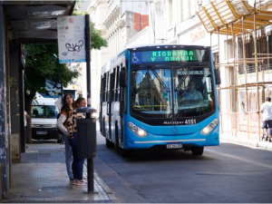 Tensión por salarios: UTA advierte paro en todo el país ¿Qué pasa en Rosario?