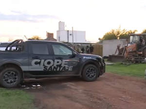 Encontraron un arsenal de armas enterradas en Roldán