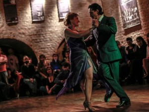 Rosario celebra el Día Nacional del Tango con música en vivo y milonga