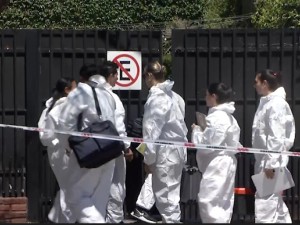 Misterio en Villa Gobernador Gálvez: encontraron a una mujer sin vida en una pileta