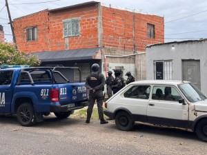 Casi 70 allanamientos simultáneos con 39 detenidos en Rosario y alrededores
