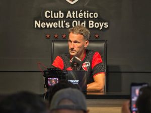 Tras la salida de Orsi y Gómez, Bernardi tomó el mando: “estoy a disposición hasta el día que sea”