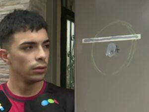 Tenía a su hijo en brazos cuando comenzaron los disparos: el relato del padre del bebé asesinado