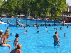 La Florida y las Piletas del Parque Alem abrirán en Año Nuevo con horarios especiales