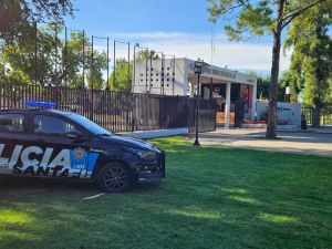 Newell’s: a la salida de los técnicos se sumaron amenazas y arrojaron una bomba molotov sobre el auto de un jugador