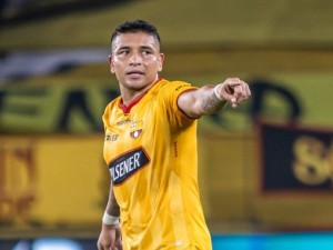 Dolor en Ecuador: asesinaron al futbolista Mario Pineida en un atentado en Guayaquil
