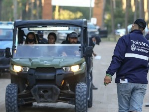 Pinamar: el intendente calificó de “inadaptados” a los conductores que provocan accidentes en los médanos