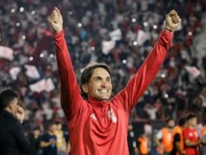 Diego Martínez vuelve a ser el entrenador de Huracán