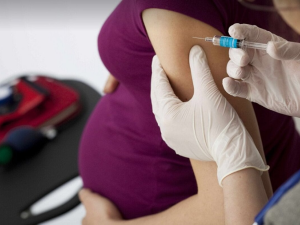 Comienza la vacunación contra el Virus Sincicial Respiratorio